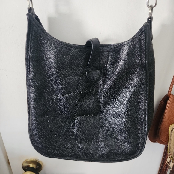 Hermes Black Crossbody Bag - Picture 4 of 5